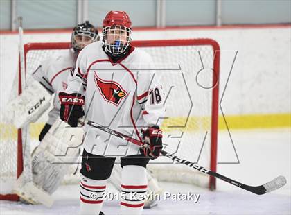 Thumbnail 1 in St. Joseph vs. Greenwich (FCIAC Semifinal) photogallery.