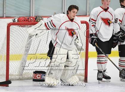 Thumbnail 3 in St. Joseph vs. Greenwich (FCIAC Semifinal) photogallery.