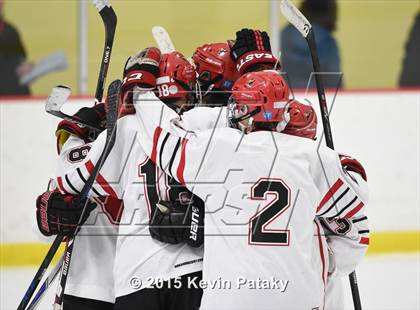Thumbnail 3 in St. Joseph vs. Greenwich (FCIAC Semifinal) photogallery.