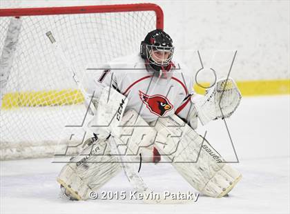 Thumbnail 3 in St. Joseph vs. Greenwich (FCIAC Semifinal) photogallery.