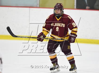 Thumbnail 3 in St. Joseph vs. Greenwich (FCIAC Semifinal) photogallery.