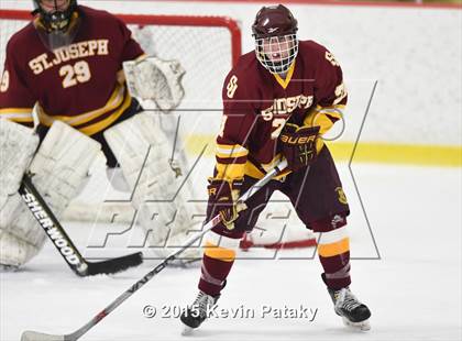 Thumbnail 1 in St. Joseph vs. Greenwich (FCIAC Semifinal) photogallery.