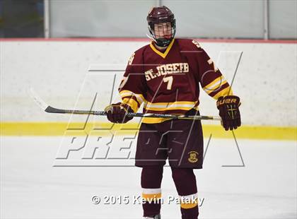 Thumbnail 3 in St. Joseph vs. Greenwich (FCIAC Semifinal) photogallery.