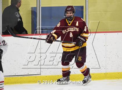 Thumbnail 3 in St. Joseph vs. Greenwich (FCIAC Semifinal) photogallery.