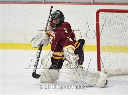 Thumbnail 3 in St. Joseph vs. Greenwich (FCIAC Semifinal) photogallery.