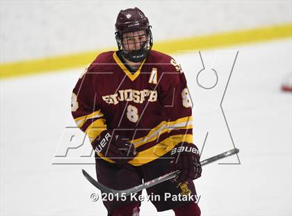 Thumbnail 3 in St. Joseph vs. Greenwich (FCIAC Semifinal) photogallery.