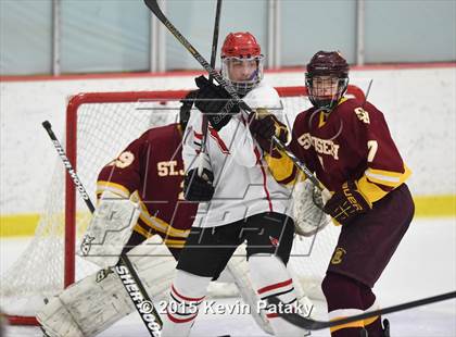 Thumbnail 3 in St. Joseph vs. Greenwich (FCIAC Semifinal) photogallery.