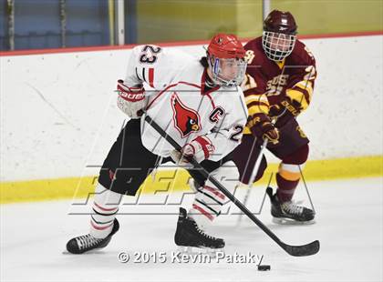 Thumbnail 3 in St. Joseph vs. Greenwich (FCIAC Semifinal) photogallery.