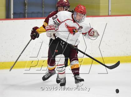 Thumbnail 1 in St. Joseph vs. Greenwich (FCIAC Semifinal) photogallery.