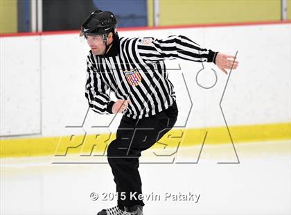 Thumbnail 2 in St. Joseph vs. Greenwich (FCIAC Semifinal) photogallery.