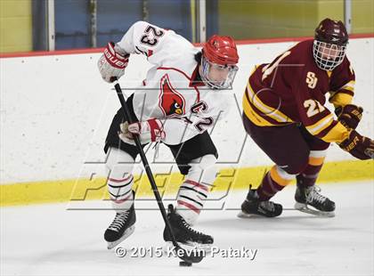 Thumbnail 1 in St. Joseph vs. Greenwich (FCIAC Semifinal) photogallery.