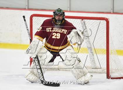 Thumbnail 1 in St. Joseph vs. Greenwich (FCIAC Semifinal) photogallery.