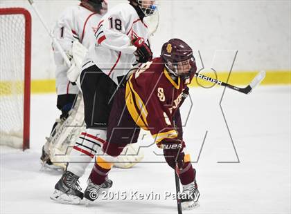 Thumbnail 3 in St. Joseph vs. Greenwich (FCIAC Semifinal) photogallery.