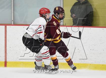 Thumbnail 3 in St. Joseph vs. Greenwich (FCIAC Semifinal) photogallery.