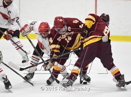 Thumbnail 2 in St. Joseph vs. Greenwich (FCIAC Semifinal) photogallery.