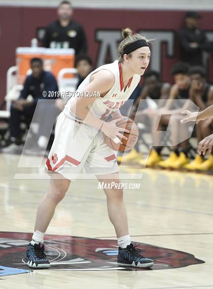Thumbnail 1 in Mount Si vs. Pebblebrook (Rancho Mirage Holiday Invitational) photogallery.