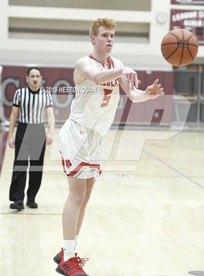 Thumbnail 2 in Mount Si vs. Pebblebrook (Rancho Mirage Holiday Invitational) photogallery.