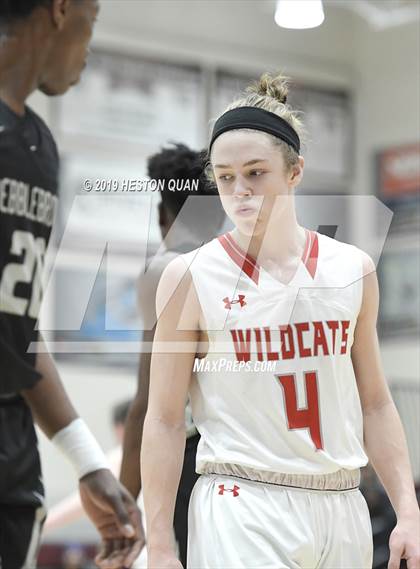 Thumbnail 3 in Mount Si vs. Pebblebrook (Rancho Mirage Holiday Invitational) photogallery.