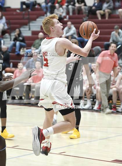 Thumbnail 2 in Mount Si vs. Pebblebrook (Rancho Mirage Holiday Invitational) photogallery.