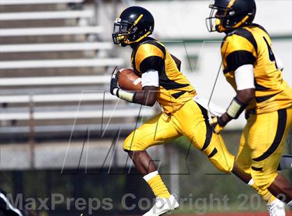 Thumbnail 3 in Webster Groves @ Hazelwood Central photogallery.