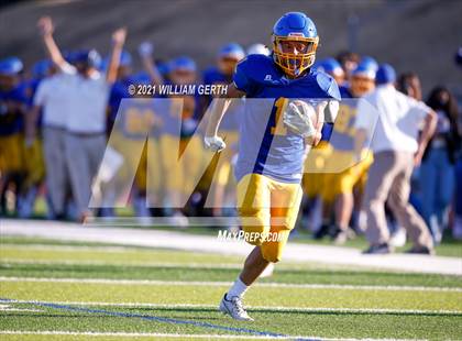 Thumbnail 2 in Freedom @ Foothill photogallery.