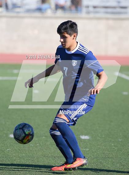 Thumbnail 1 in Harvard-Westlake vs. St. John Bosco (23rd Annual SoCal Soccer Classic) photogallery.