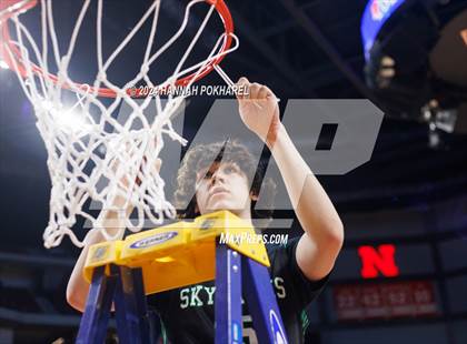 Thumbnail 1 in Skutt Catholic vs. Norris (NSAA Class B Final) photogallery.