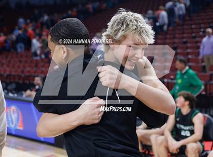 Thumbnail 1 in Skutt Catholic vs. Norris (NSAA Class B Final) photogallery.