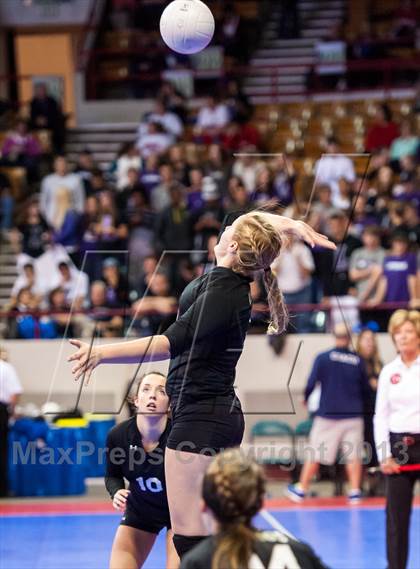 Thumbnail 3 in Valley vs. Bishop Machebeuf (CHSAA 3A Pool 2) photogallery.