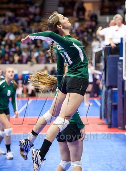 Thumbnail 2 in Valley vs. Bishop Machebeuf (CHSAA 3A Pool 2) photogallery.