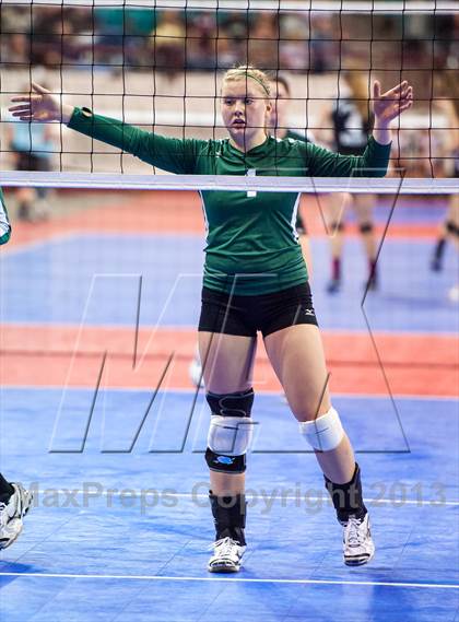 Thumbnail 1 in Valley vs. Bishop Machebeuf (CHSAA 3A Pool 2) photogallery.