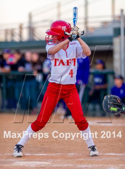 Thumbnail 1 in Warren @ Taft photogallery.