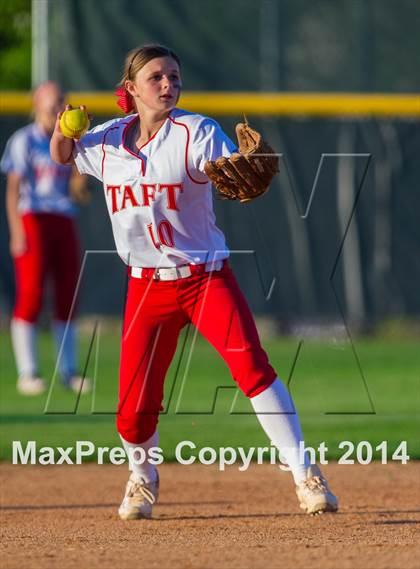 Thumbnail 1 in Warren @ Taft photogallery.