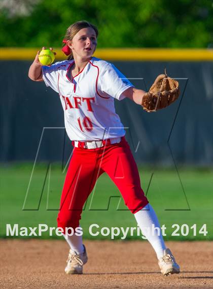 Thumbnail 3 in Warren @ Taft photogallery.