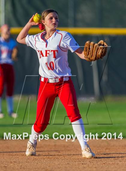 Thumbnail 2 in Warren @ Taft photogallery.