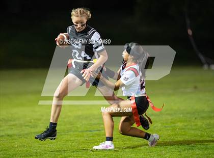 Thumbnail 3 in Pomona @ Lakewood photogallery.