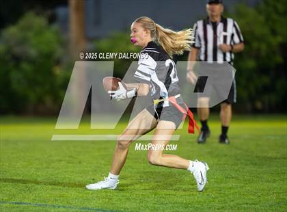 Thumbnail 3 in Pomona @ Lakewood photogallery.