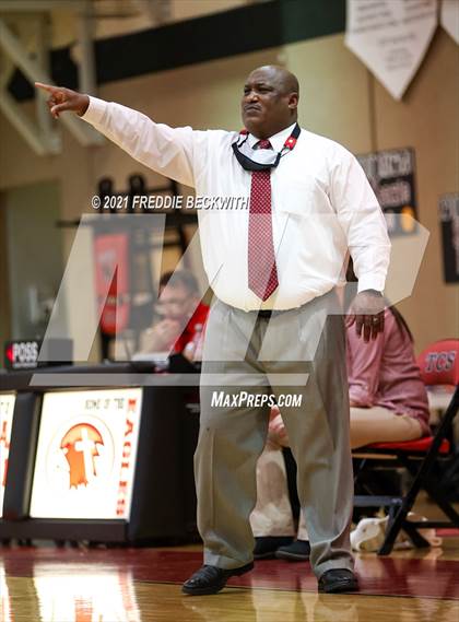 Thumbnail 2 in Texoma Christian vs. Kingdom Prep Academy (TAPPS 2A Area) photogallery.