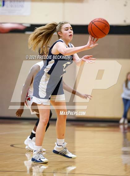 Thumbnail 3 in Texoma Christian vs. Kingdom Prep Academy (TAPPS 2A Area) photogallery.