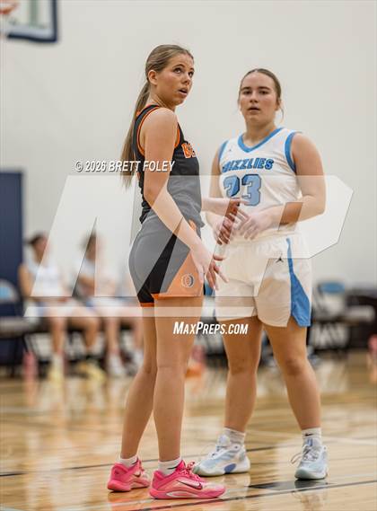 Thumbnail 3 in JV: Beatrice vs Standing Bear photogallery.