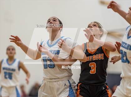 Thumbnail 3 in JV: Beatrice vs Standing Bear photogallery.
