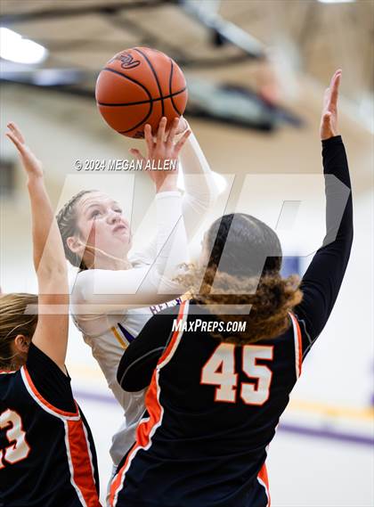 Thumbnail 1 in Beavercreek @ Bellbrook photogallery.