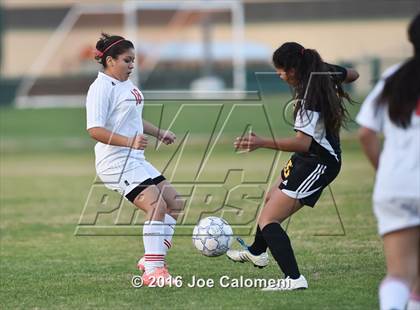 Thumbnail 1 in Lee [Robert E.] vs East Central (BAC West) photogallery.