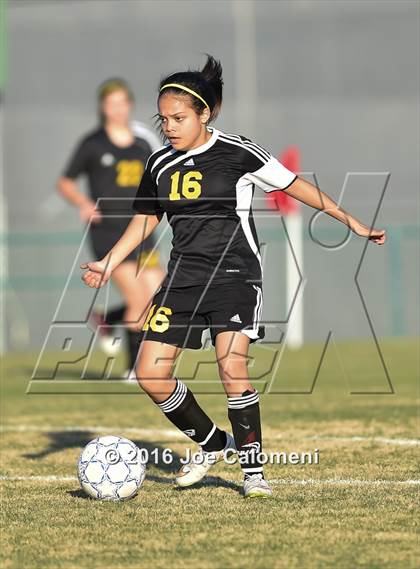 Thumbnail 1 in Lee [Robert E.] vs East Central (BAC West) photogallery.