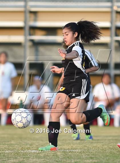 Thumbnail 1 in Lee [Robert E.] vs East Central (BAC West) photogallery.