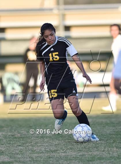Thumbnail 2 in Lee [Robert E.] vs East Central (BAC West) photogallery.