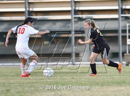 Thumbnail 2 in Lee [Robert E.] vs East Central (BAC West) photogallery.