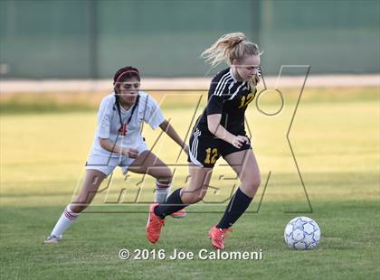 Thumbnail 3 in Lee [Robert E.] vs East Central (BAC West) photogallery.