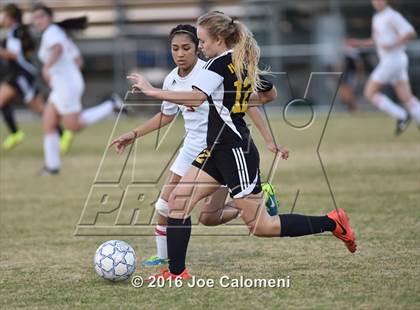Thumbnail 2 in Lee [Robert E.] vs East Central (BAC West) photogallery.