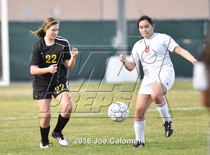 Thumbnail 1 in Lee [Robert E.] vs East Central (BAC West) photogallery.
